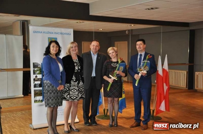 Zdjęcie w galerii na portalu naszraciborz.pl: Spotkanie przedstawicieli samorządu gminy Kuźnia Raciborska z nauczycielami wiadomości z regionu