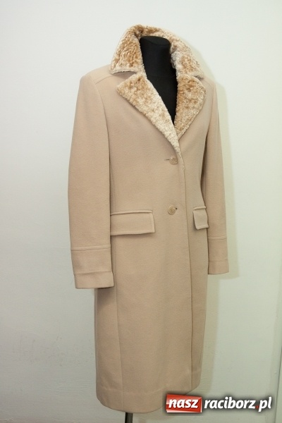 Zdjęcie w galerii na portalu naszraciborz.pl: Halloweenowe nocne szperanie w Robanie wiadomości z regionu