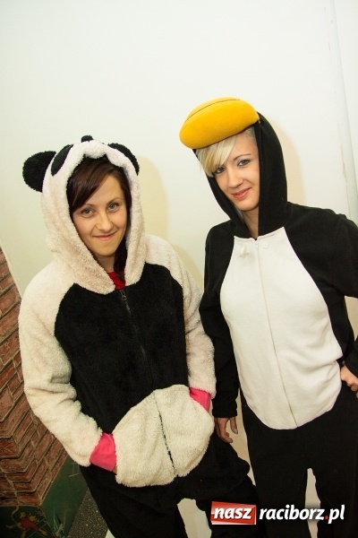 Zdjęcie w galerii na portalu naszraciborz.pl: Halloweenowe nocne szperanie w Robanie wiadomości z regionu