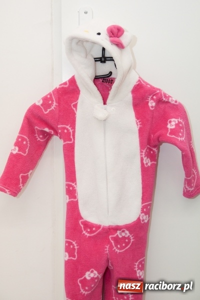 Zdjęcie w galerii na portalu naszraciborz.pl: Halloweenowe nocne szperanie w Robanie wiadomości z regionu