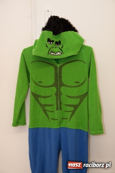 Zdjęcie w galerii na portalu naszraciborz.pl: Halloweenowe nocne szperanie w Robanie wiadomości z regionu