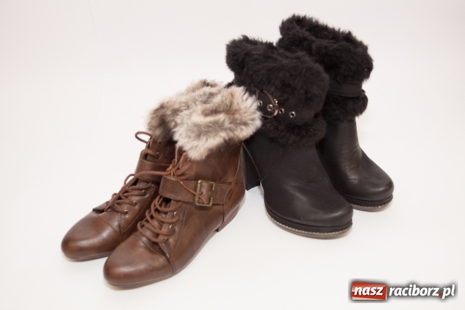 Zdjęcie w galerii na portalu naszraciborz.pl: Halloweenowe nocne szperanie w Robanie wiadomości z regionu