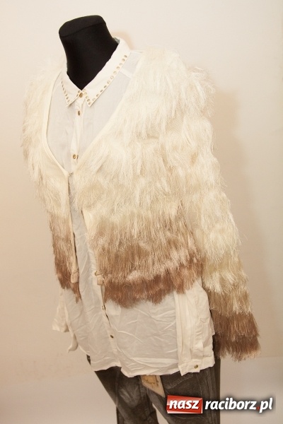 Zdjęcie w galerii na portalu naszraciborz.pl: Halloweenowe nocne szperanie w Robanie wiadomości z regionu