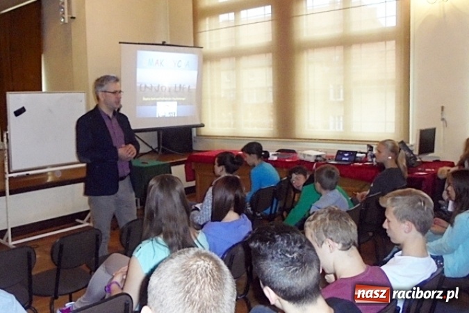 Zdjęcie w galerii na portalu naszraciborz.pl: W Gimnazjum nr 5 profesjonalnie rozmawiano o dopalaczach  wiadomości z regionu