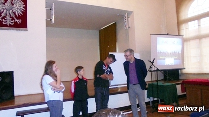 Zdjęcie w galerii na portalu naszraciborz.pl: W Gimnazjum nr 5 profesjonalnie rozmawiano o dopalaczach  wiadomości z regionu