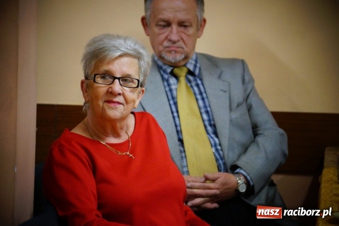 Zdjęcie w galerii na portalu naszraciborz.pl: Seniorzy z Nędzy przy karaoke świętowali sw&oacute;j dzień wiadomości z regionu