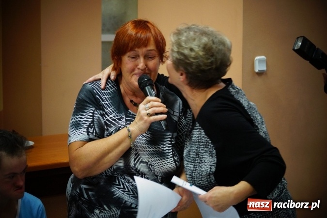 Zdjęcie w galerii na portalu naszraciborz.pl: Seniorzy z Nędzy przy karaoke świętowali sw&oacute;j dzień wiadomości z regionu