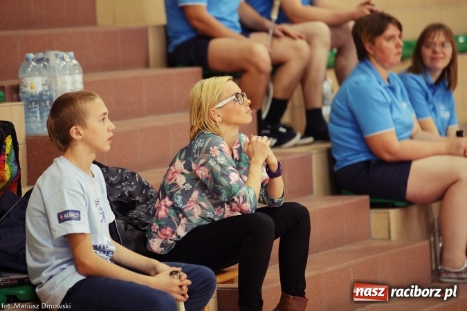 Zdjęcie w galerii na portalu naszraciborz.pl: XIV Regionalny Turniej Badmintona Olimpiad Specjalnych wiadomości z regionu