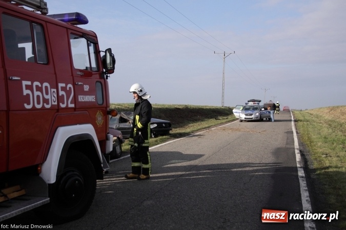 Zdjęcie w galerii na portalu naszraciborz.pl: Dachowanie samochodu na trasie Samborowice-Krzanowice wiadomości z regionu