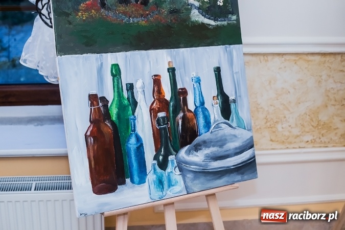 Zdjęcie w galerii na portalu naszraciborz.pl: Wernisaż prac malarskich w Pałacu Wojnowice wiadomości z regionu