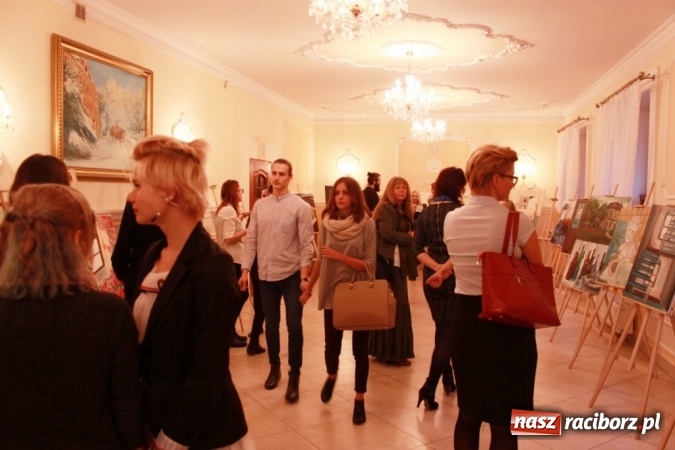 Zdjęcie w galerii na portalu naszraciborz.pl: Wernisaż prac malarskich w Pałacu Wojnowice wiadomości z regionu
