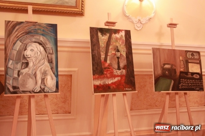 Zdjęcie w galerii na portalu naszraciborz.pl: Wernisaż prac malarskich w Pałacu Wojnowice wiadomości z regionu