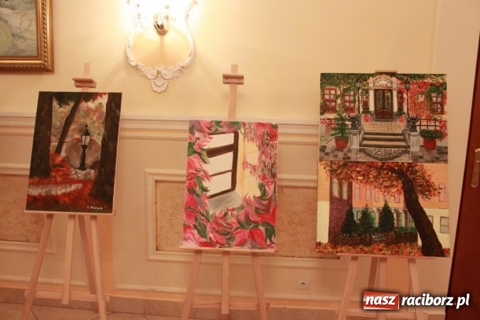 Zdjęcie w galerii na portalu naszraciborz.pl: Wernisaż prac malarskich w Pałacu Wojnowice wiadomości z regionu