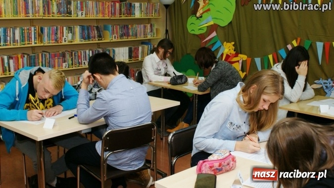 Zdjęcie w galerii na portalu naszraciborz.pl: Znamy Mistrz&oacute;w Pięknego Pisania wiadomości z regionu