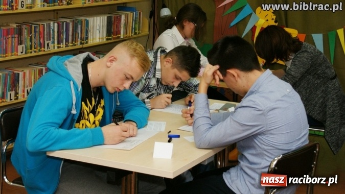 Zdjęcie w galerii na portalu naszraciborz.pl: Znamy Mistrz&oacute;w Pięknego Pisania wiadomości z regionu