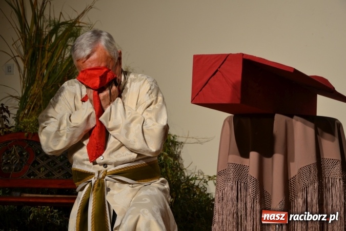 Zdjęcie w galerii na portalu naszraciborz.pl: Falbanka i szabelka - premiera spektaklu w nowej obsadzie na Zamku Piastowskim za nami  wiadomości z regionu