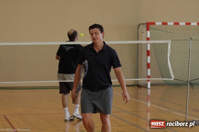 Zdjęcie w galerii na portalu naszraciborz.pl: Drążek i Kuśnierz najlepsi w badmintonie wiadomości z regionu