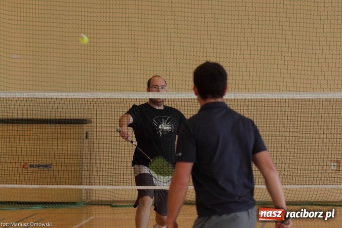 Zdjęcie w galerii na portalu naszraciborz.pl: Drążek i Kuśnierz najlepsi w badmintonie wiadomości z regionu
