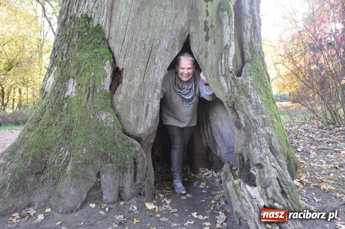 Zdjęcie w galerii na portalu naszraciborz.pl: Elżbieta Dzikowska na tropie najciekawszych miejsc ziemi raciborskiej wiadomości z regionu