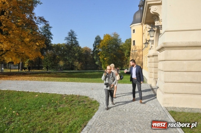 Zdjęcie w galerii na portalu naszraciborz.pl: Elżbieta Dzikowska na tropie najciekawszych miejsc ziemi raciborskiej wiadomości z regionu