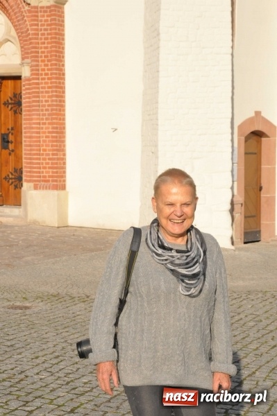 Zdjęcie w galerii na portalu naszraciborz.pl: Elżbieta Dzikowska na tropie najciekawszych miejsc ziemi raciborskiej wiadomości z regionu