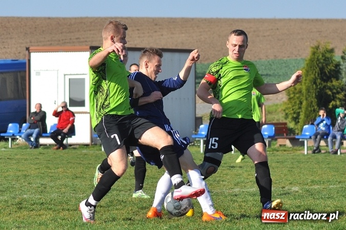 Zdjęcie w galerii na portalu naszraciborz.pl: Cyprzanów zremisował z wiceliderem z Rud wiadomości z regionu