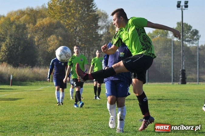 Zdjęcie w galerii na portalu naszraciborz.pl: Cyprzanów zremisował z wiceliderem z Rud wiadomości z regionu