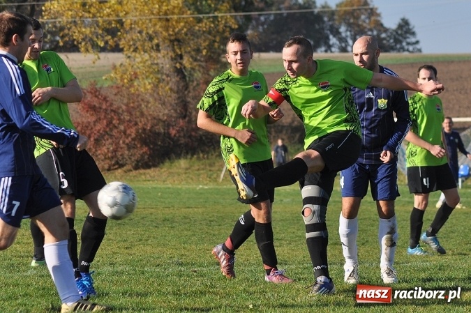 Zdjęcie w galerii na portalu naszraciborz.pl: Cyprzanów zremisował z wiceliderem z Rud wiadomości z regionu