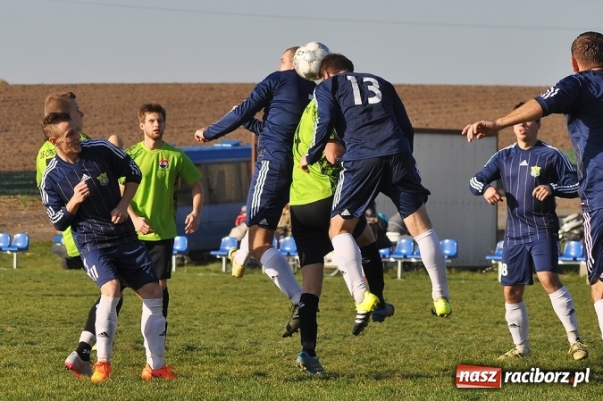 Zdjęcie w galerii na portalu naszraciborz.pl: Cyprzanów zremisował z wiceliderem z Rud wiadomości z regionu