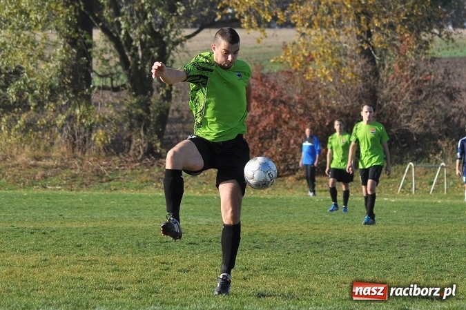 Zdjęcie w galerii na portalu naszraciborz.pl: Cyprzanów zremisował z wiceliderem z Rud wiadomości z regionu