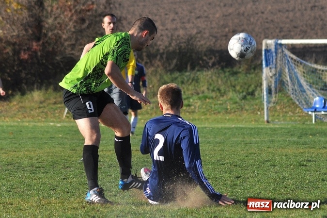 Zdjęcie w galerii na portalu naszraciborz.pl: Cyprzanów zremisował z wiceliderem z Rud wiadomości z regionu