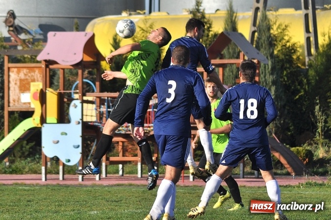 Zdjęcie w galerii na portalu naszraciborz.pl: Cyprzanów zremisował z wiceliderem z Rud wiadomości z regionu