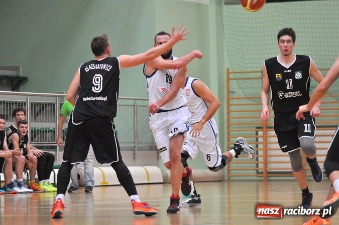 Zdjęcie w galerii na portalu naszraciborz.pl: Akademicy z Katowic lepsi od Ofensywy wiadomości z regionu