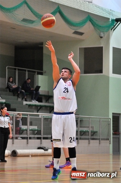 Zdjęcie w galerii na portalu naszraciborz.pl: Akademicy z Katowic lepsi od Ofensywy wiadomości z regionu