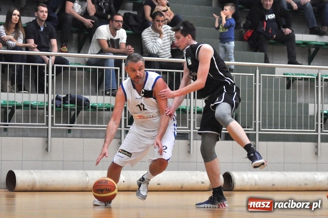 Zdjęcie w galerii na portalu naszraciborz.pl: Akademicy z Katowic lepsi od Ofensywy wiadomości z regionu