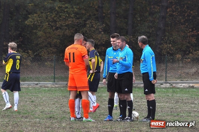 Zdjęcie w galerii na portalu naszraciborz.pl: Gol rezerwowego w przedostatniej minucie dał punkt Lyskom wiadomości z regionu