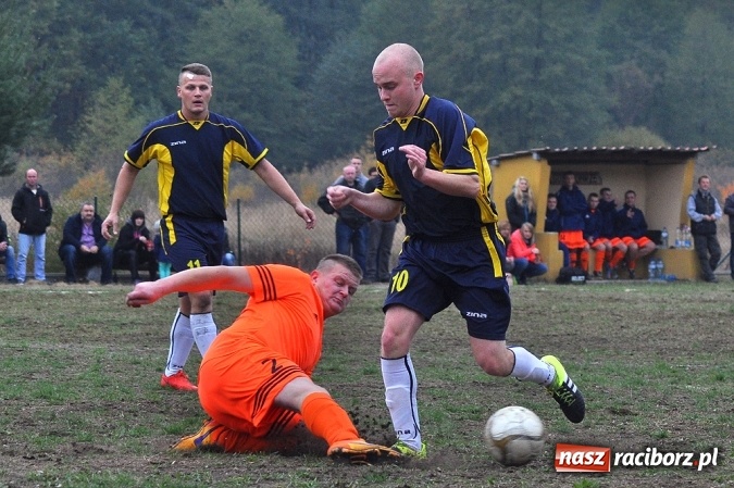 Zdjęcie w galerii na portalu naszraciborz.pl: Gol rezerwowego w przedostatniej minucie dał punkt Lyskom wiadomości z regionu