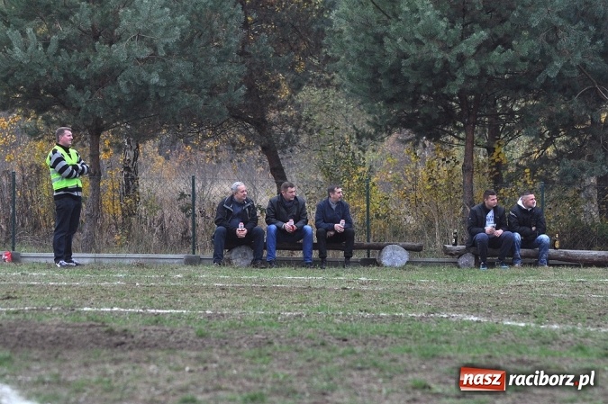 Zdjęcie w galerii na portalu naszraciborz.pl: Gol rezerwowego w przedostatniej minucie dał punkt Lyskom wiadomości z regionu