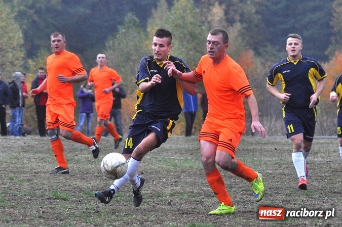 Zdjęcie w galerii na portalu naszraciborz.pl: Gol rezerwowego w przedostatniej minucie dał punkt Lyskom wiadomości z regionu