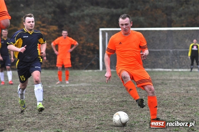Zdjęcie w galerii na portalu naszraciborz.pl: Gol rezerwowego w przedostatniej minucie dał punkt Lyskom wiadomości z regionu