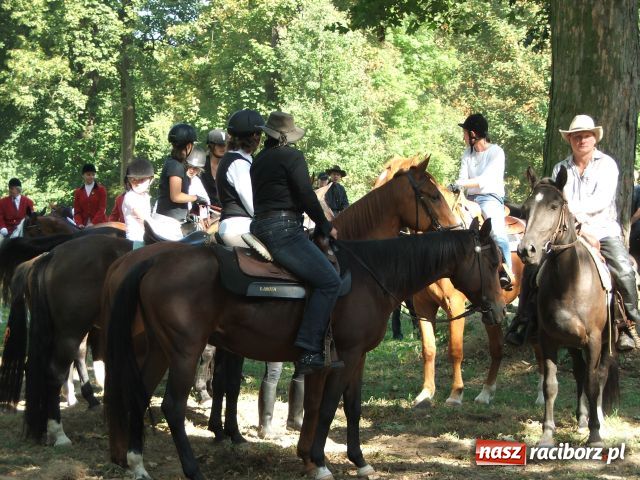 Zdjęcie w galerii na portalu naszraciborz.pl: Hubertus w Krowiarkach wiadomości z regionu