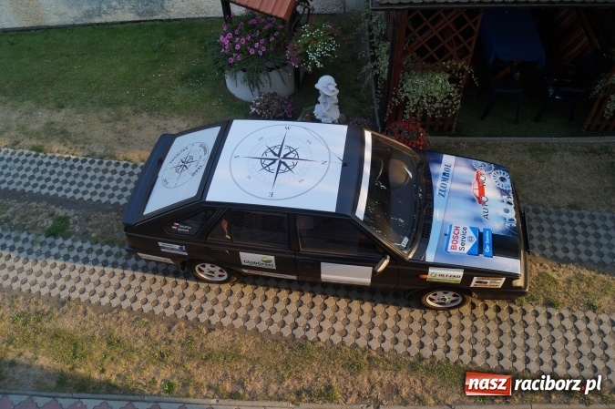 Zdjęcie w galerii na portalu naszraciborz.pl: Dwóch raciborzan zebrało prawie 3 tysiące zł na zakup rzeczy dla domów dziecka. Dodatkowo przeżyli niesamowitą przygodę, którą zapamiętaj&# wiadomości z regionu