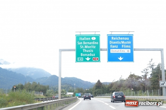 Zdjęcie w galerii na portalu naszraciborz.pl: Dwóch raciborzan zebrało prawie 3 tysiące zł na zakup rzeczy dla domów dziecka. Dodatkowo przeżyli niesamowitą przygodę, którą zapamiętaj&# wiadomości z regionu