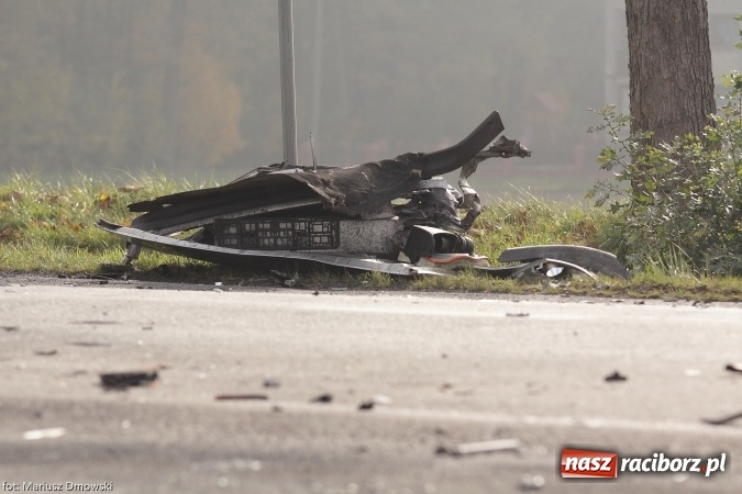 Zdjęcie w galerii na portalu naszraciborz.pl: Groźne zderzenie dwóch samochodów w Rzuchowie wiadomości z regionu