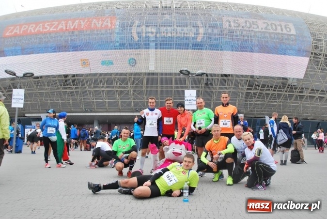 Zdjęcie w galerii na portalu naszraciborz.pl: Kr&oacute;lewski start raciborskiej grupy biegaczy wiadomości z regionu