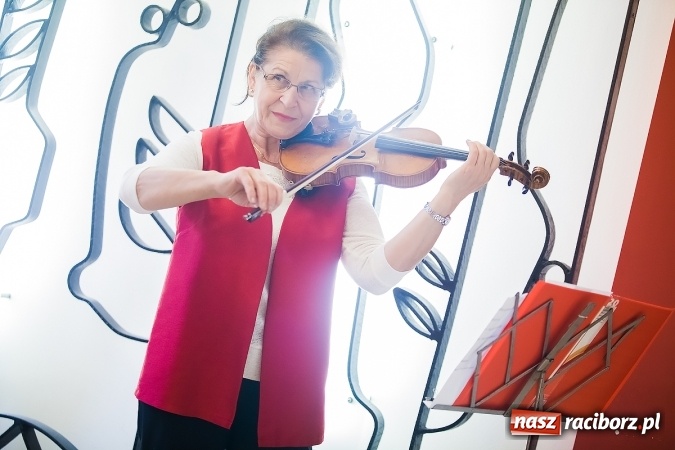 Zdjęcie w galerii na portalu naszraciborz.pl: Seniorzy świętowali dziś w Raciborskiej wiadomości z regionu