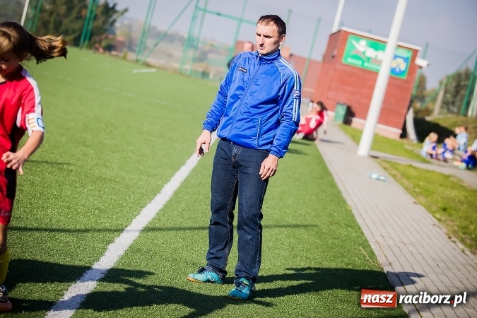 Zdjęcie w galerii na portalu naszraciborz.pl: Dziewczęta rywalizowały na orliku w Pietrowicach Wielkich wiadomości z regionu