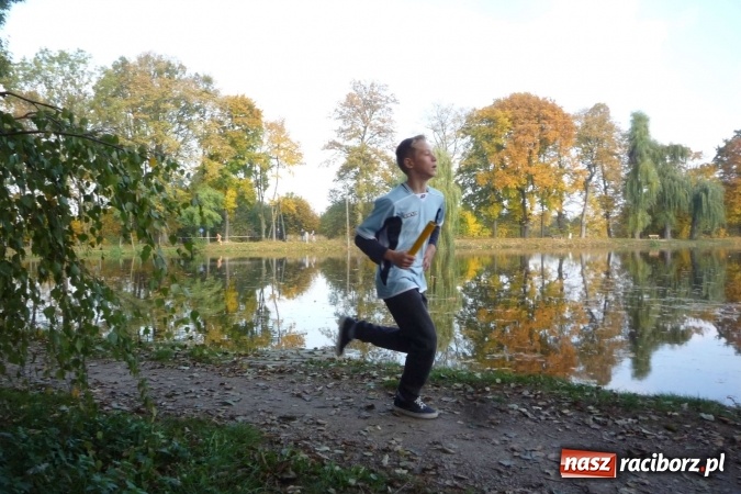 Zdjęcie w galerii na portalu naszraciborz.pl: Rejonowe Sztafetowe Biegi Przełajowe - w Tworkowie walczono o awans do finału wojewódzkiego  wiadomości z regionu