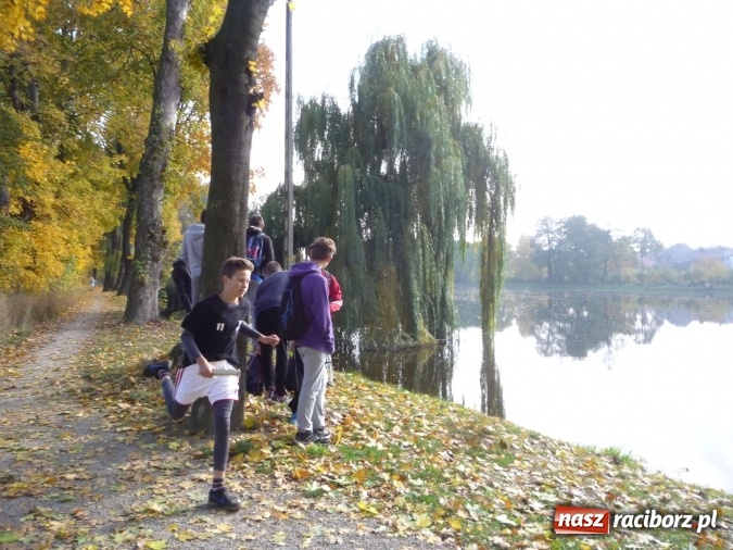Zdjęcie w galerii na portalu naszraciborz.pl: Rejonowe Sztafetowe Biegi Przełajowe - w Tworkowie walczono o awans do finału wojewódzkiego  wiadomości z regionu