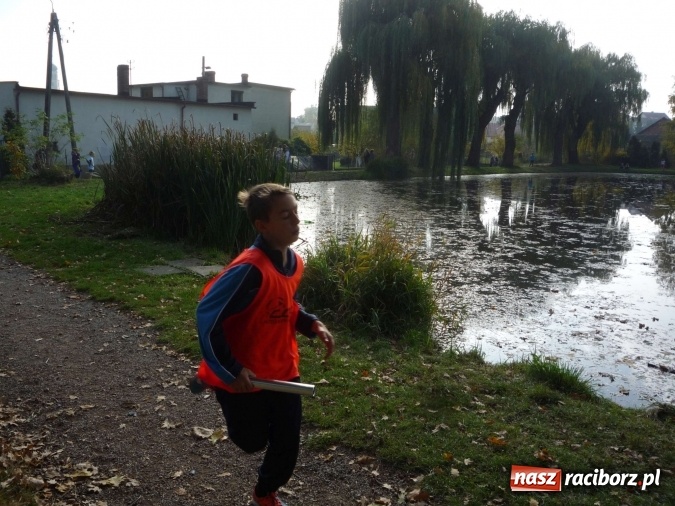 Zdjęcie w galerii na portalu naszraciborz.pl: Rejonowe Sztafetowe Biegi Przełajowe - w Tworkowie walczono o awans do finału wojewódzkiego  wiadomości z regionu